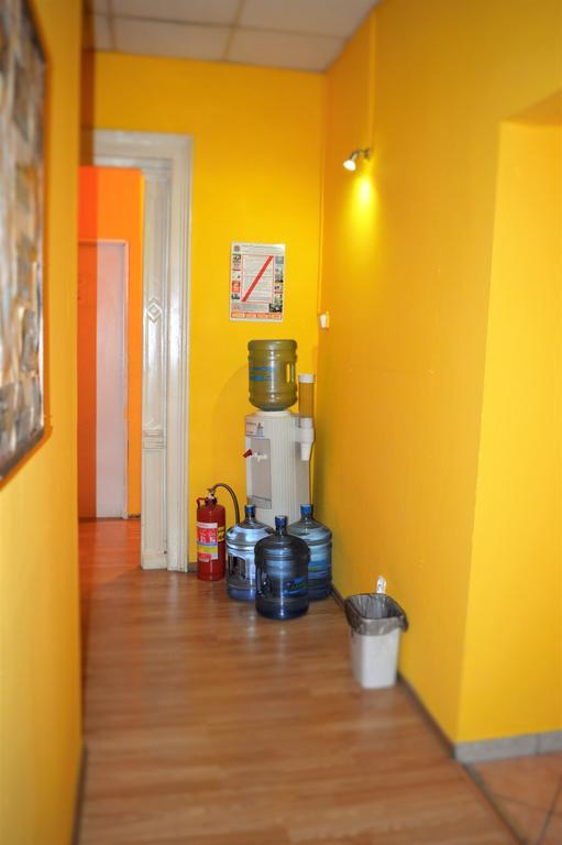 Honey Hostel Cracovia Esterno foto