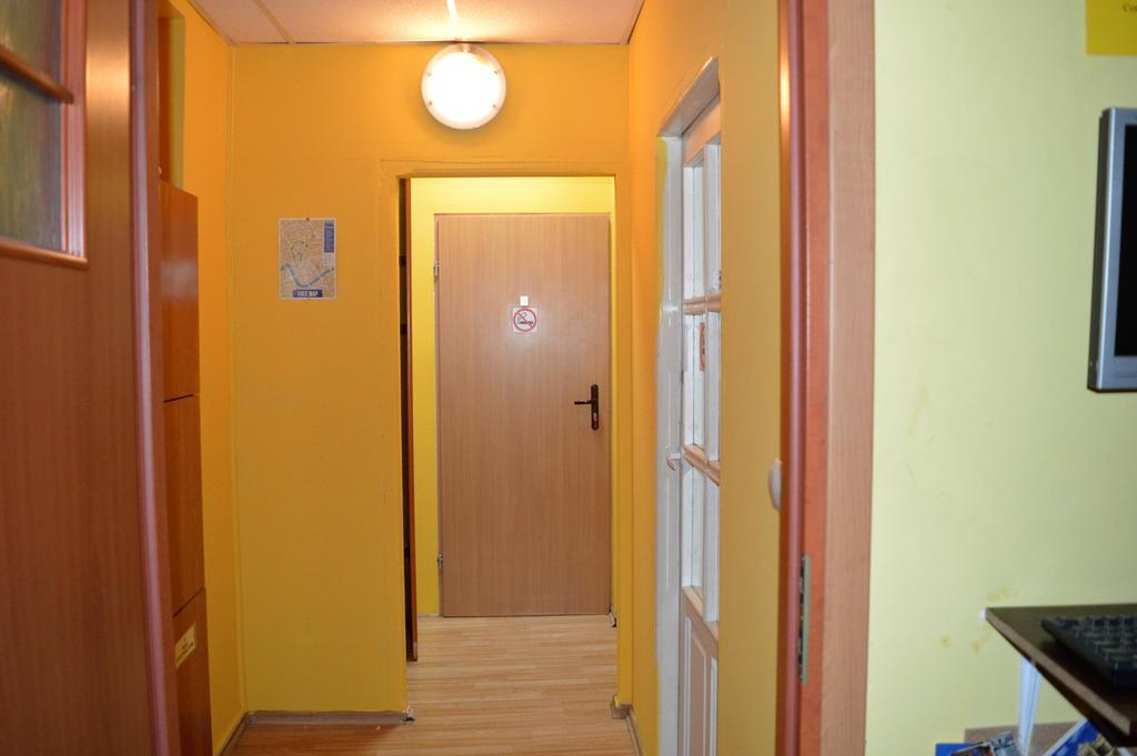 Honey Hostel Cracovia Esterno foto
