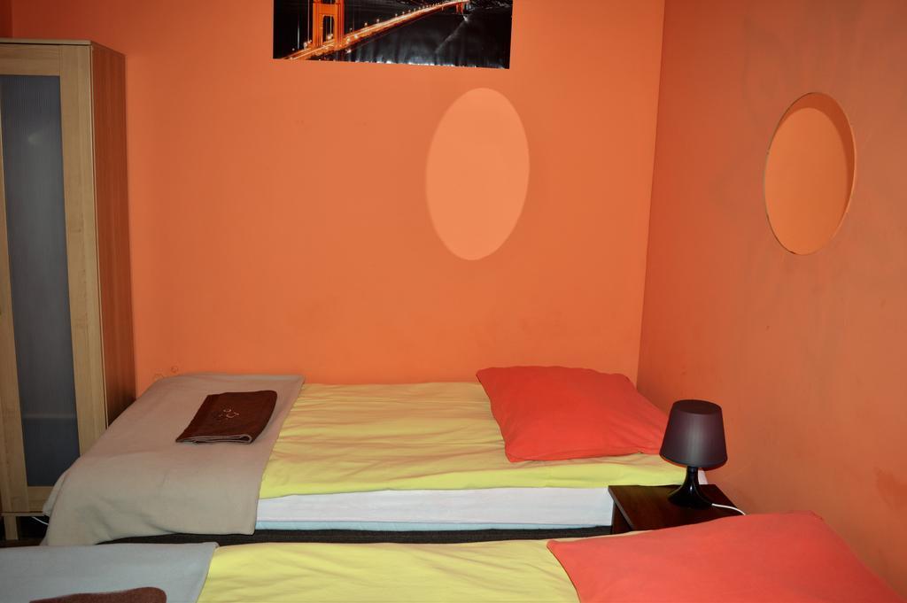 Honey Hostel Cracovia Esterno foto