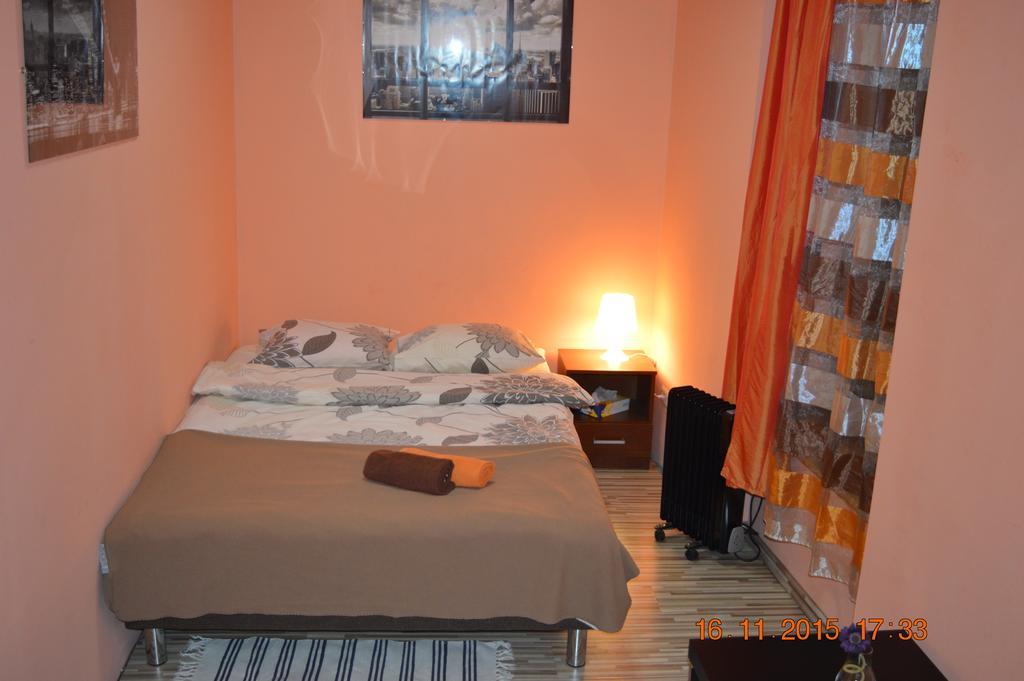 Honey Hostel Cracovia Esterno foto