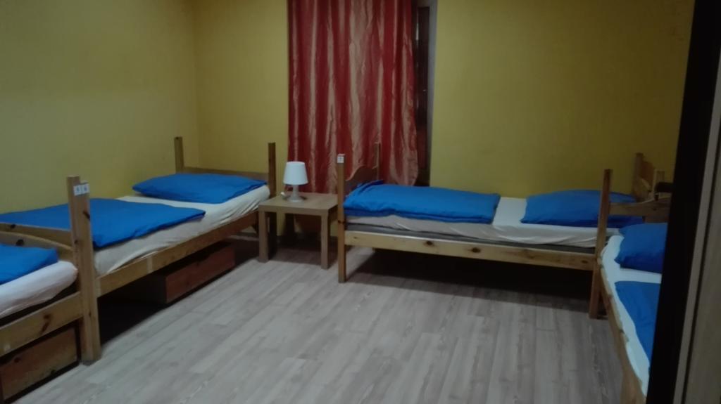Honey Hostel Cracovia Esterno foto