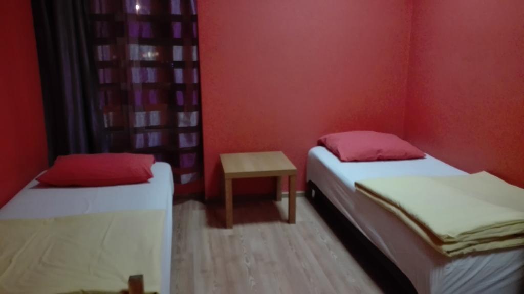Honey Hostel Cracovia Esterno foto
